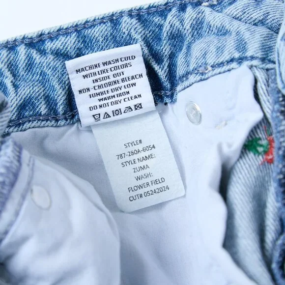 Rails Zuma Embroidered Flower Field Frayed Hem Denim Shorts Size 25 cottagecore - Picture 7 of 16